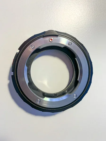 Voigtlaender Nahadapter-2.webp