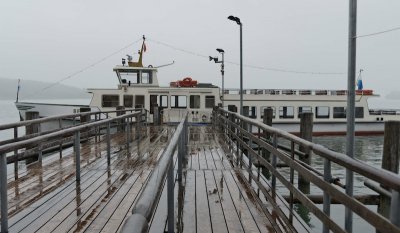 003 Chiemsee-Anlegestelle Herreninsel.jpg